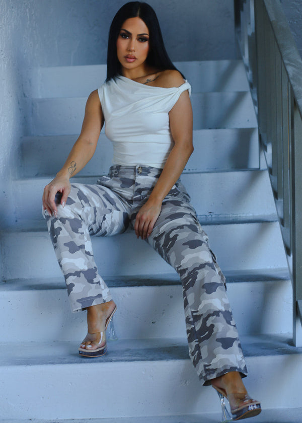 Butt Lift Straight Wide Leg Camo Cargo Jeans Grey