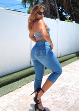 MX JEANS Stretchy Butt Lifting Mid Rise Denim Capris