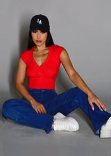 Short Sleeve Vneck Ribbed Stretch Top Red
