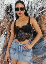 Sleeveless Sweetheart Neckline Lace Crop Top Black